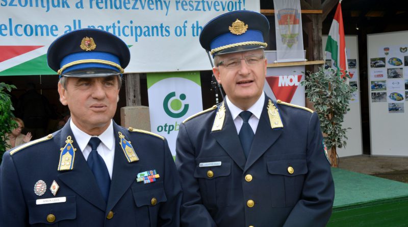 4022 Mesterlovo Vilagkupa Nagyteteny